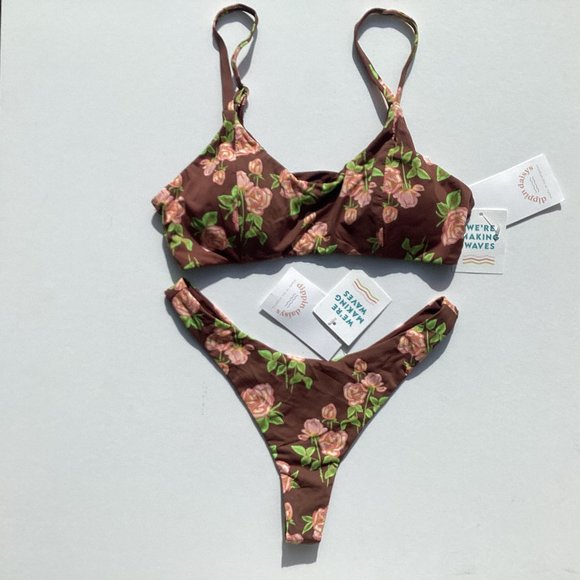Dippin' Daisy's Other - Dippin’ Daisy’s Redondo top & Seaport bottom